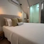 Villa Casinha Yellow - By The Sea
