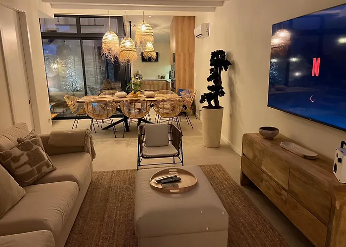 Casinha Yellow - By The Sea