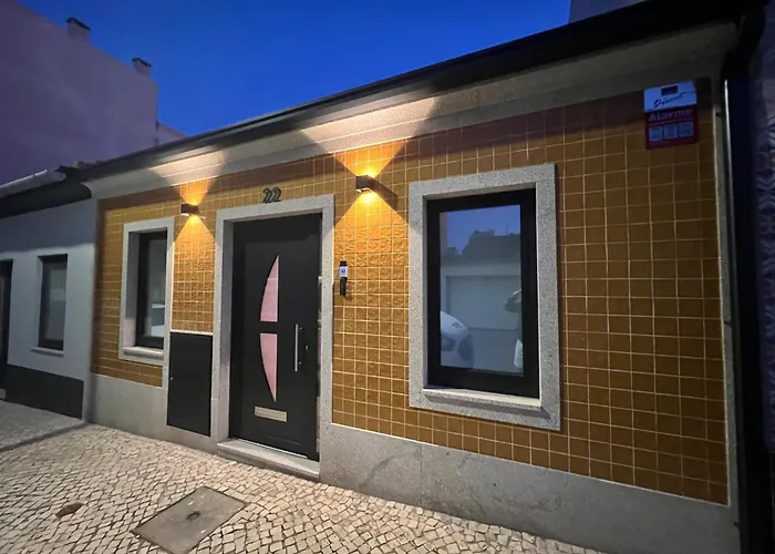 Casinha Yellow - By The Sea