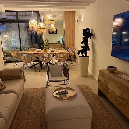 Casinha Yellow - By The Sea